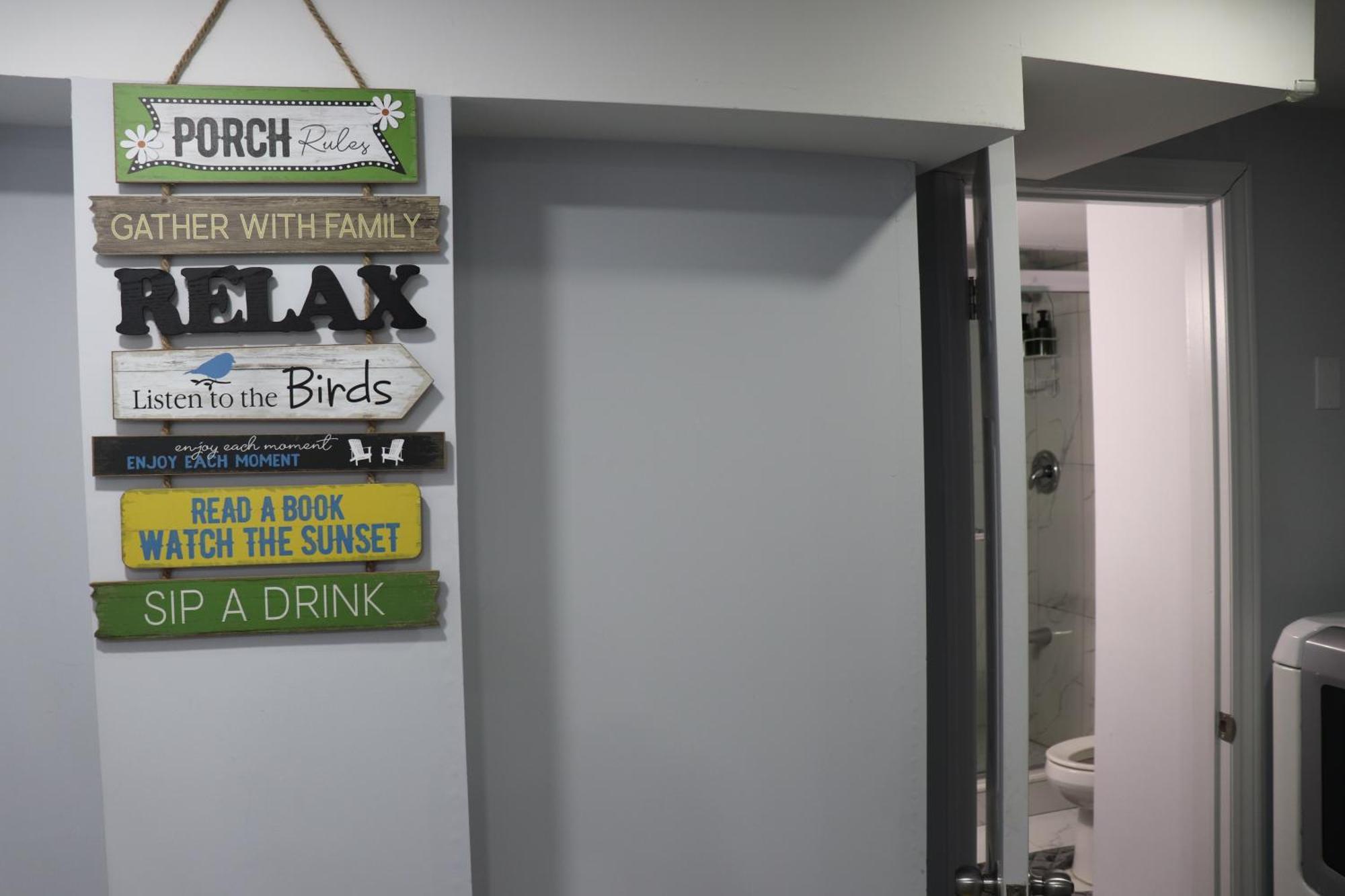 Garden 2 Bedroom Apt - Free Parking Wifi Laundry Workstation Μπράμπτον Εξωτερικό φωτογραφία